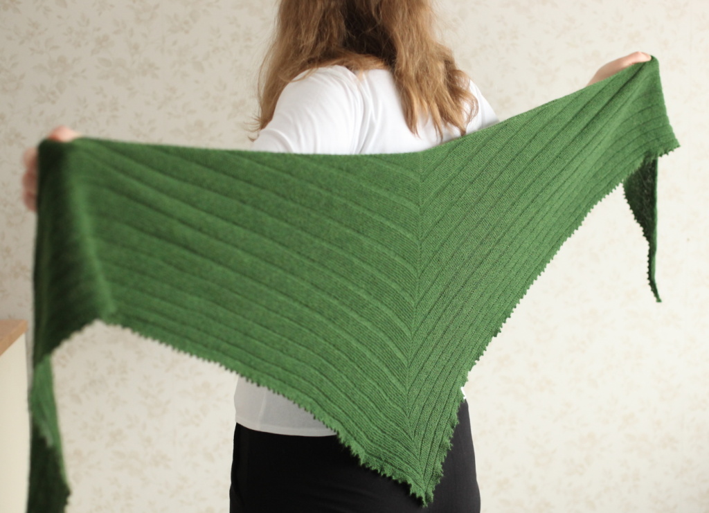 Nummi triangular shawl spread open
